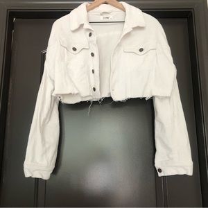 Elia Cher white ribbed cropped long sleeve shacket/button front/up jacket top